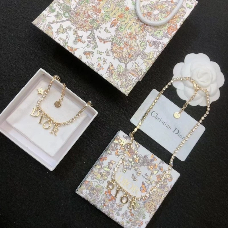 Packable Christian Dior Necklaces 233056