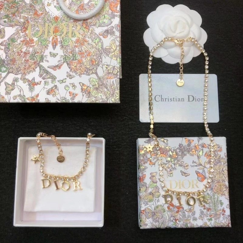 Packable Christian Dior Necklaces 233056