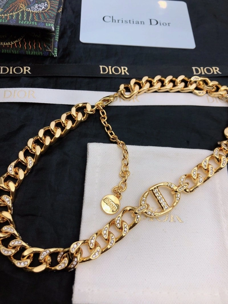 ModernLook Christian Dior Necklaces 232982