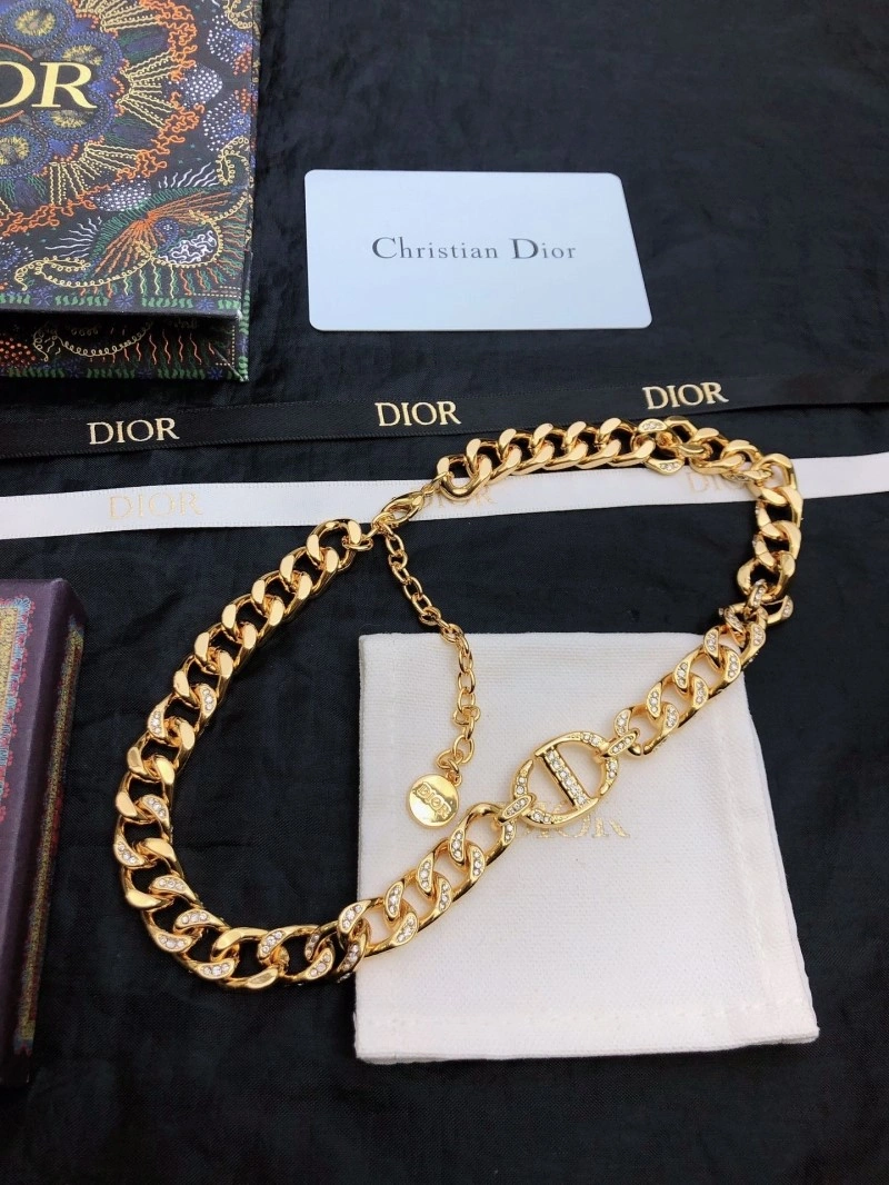 ModernLook Christian Dior Necklaces 232982