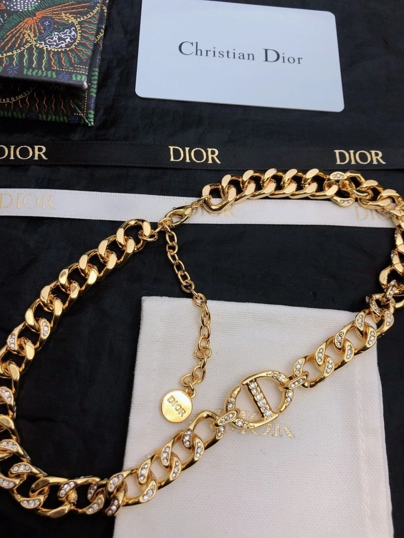 ModernLook Christian Dior Necklaces 232982