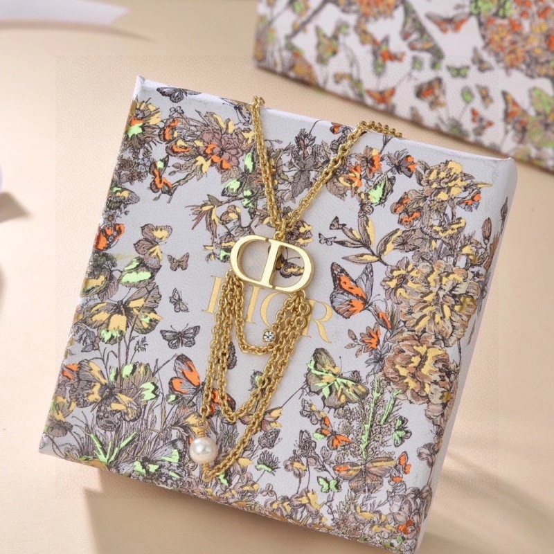 Youthful Christian Dior Necklaces 232954