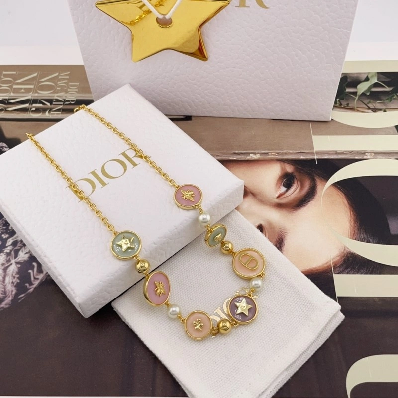 Christian Dior Necklaces Trendsetting 232990