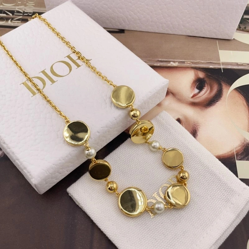 Christian Dior Necklaces Trendsetting 232990