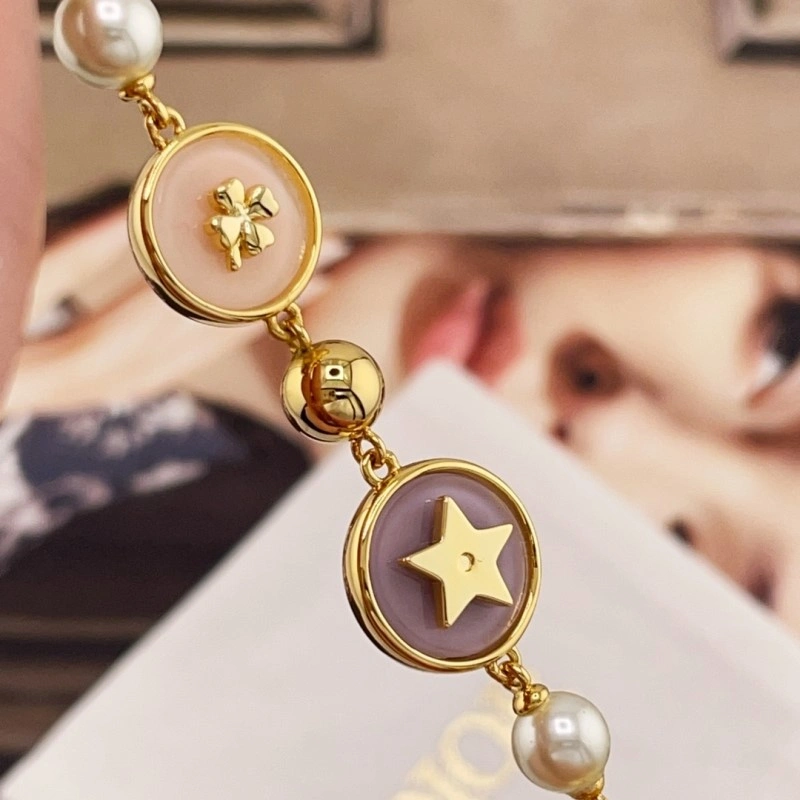 Christian Dior Necklaces Trendsetting 232990