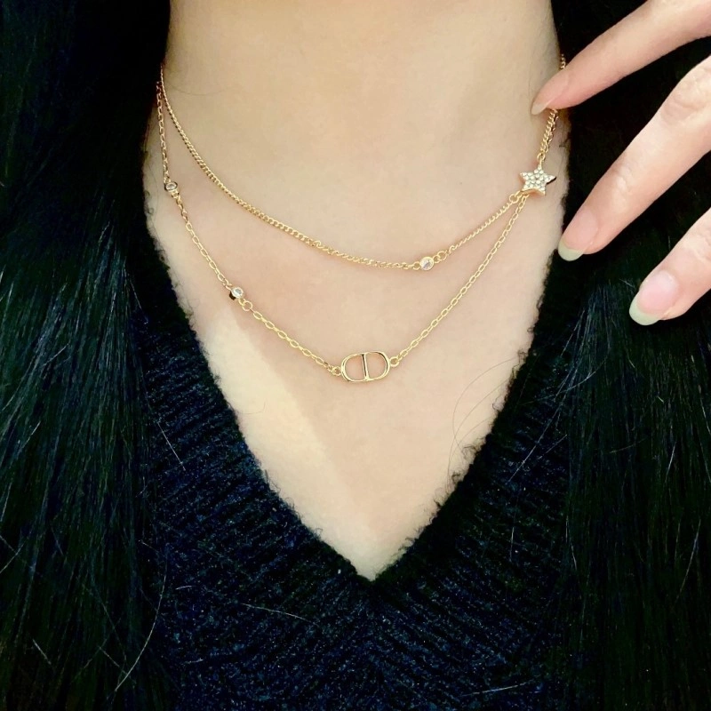 Youthful Christian Dior Necklaces 232942