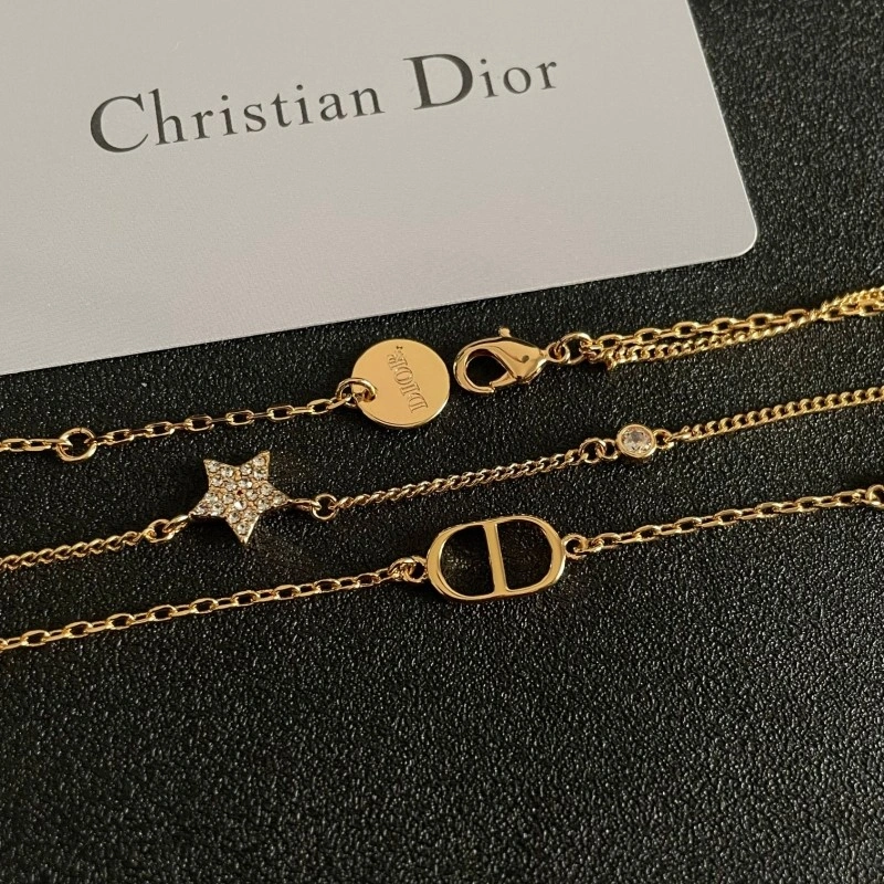 Youthful Christian Dior Necklaces 232942