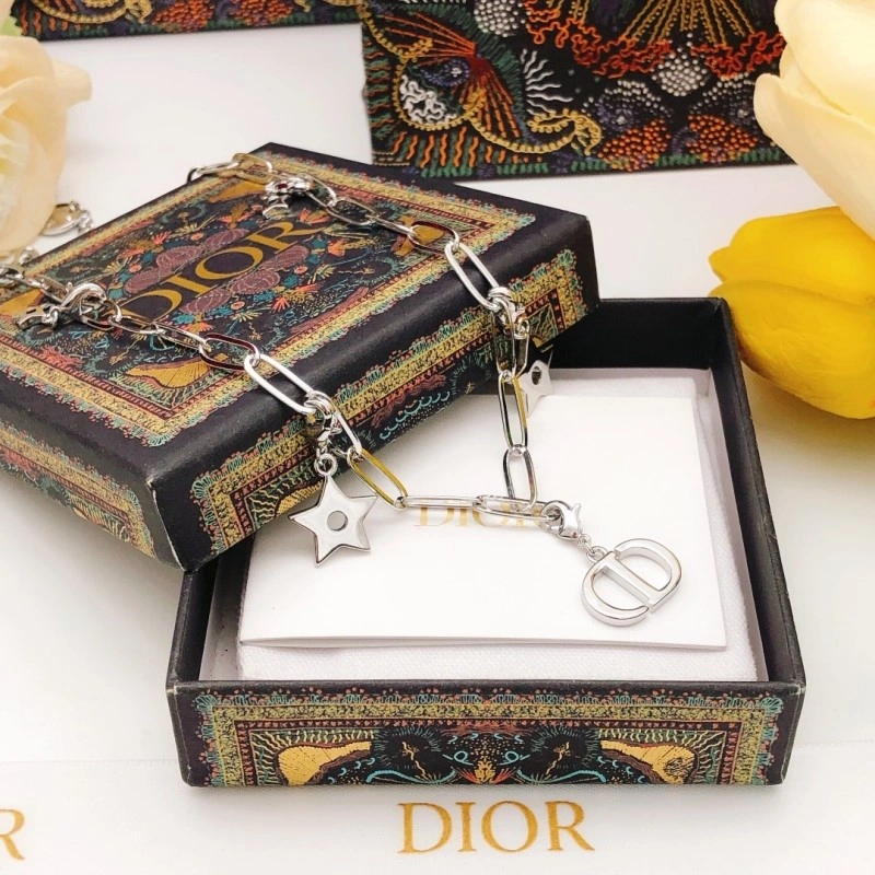 StreetReady Christian Dior Necklaces 232577