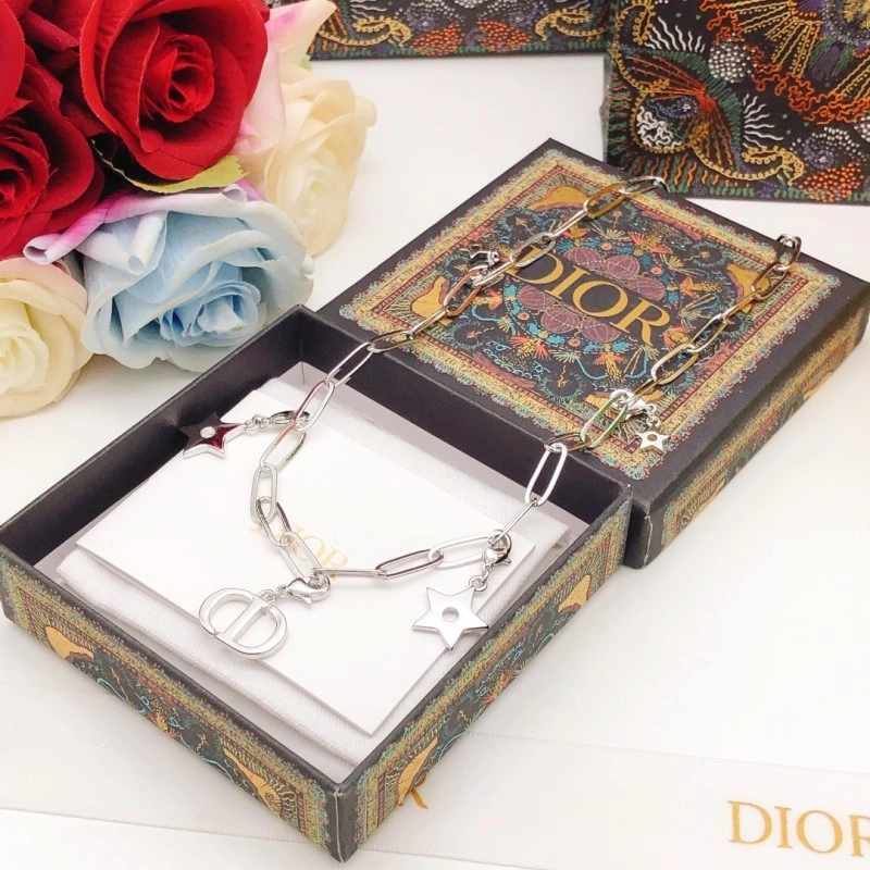 StreetReady Christian Dior Necklaces 232577