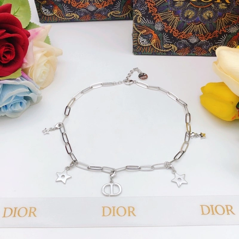StreetReady Christian Dior Necklaces 232577