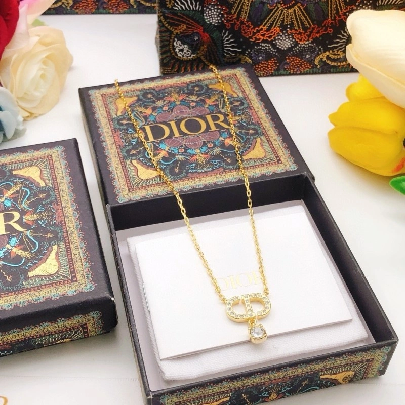 Refined Christian Dior Necklaces 232556