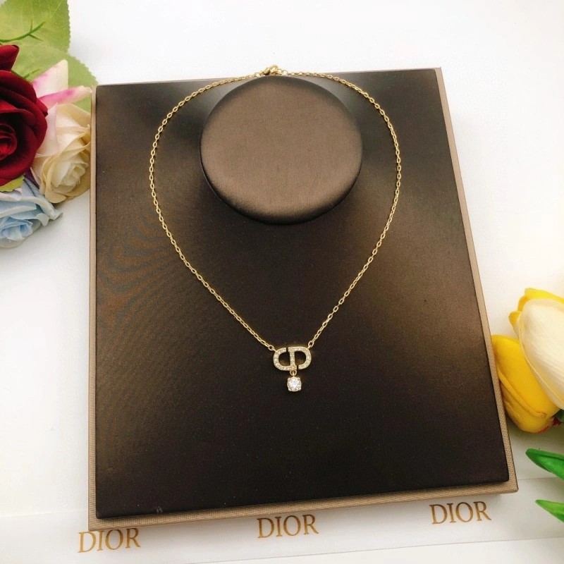 Refined Christian Dior Necklaces 232556