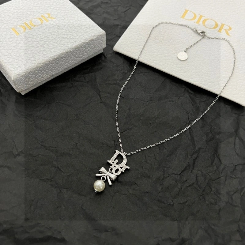 Christian Dior Necklaces Classic 232573
