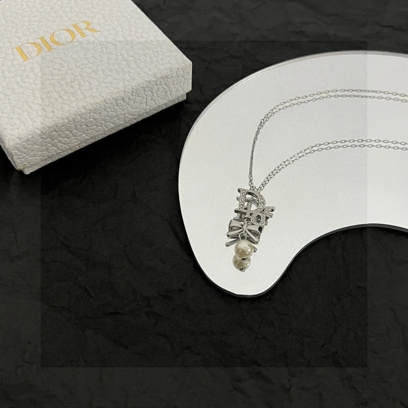 Christian Dior Necklaces Classic 232573
