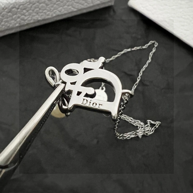 Christian Dior Necklaces Classic 232573