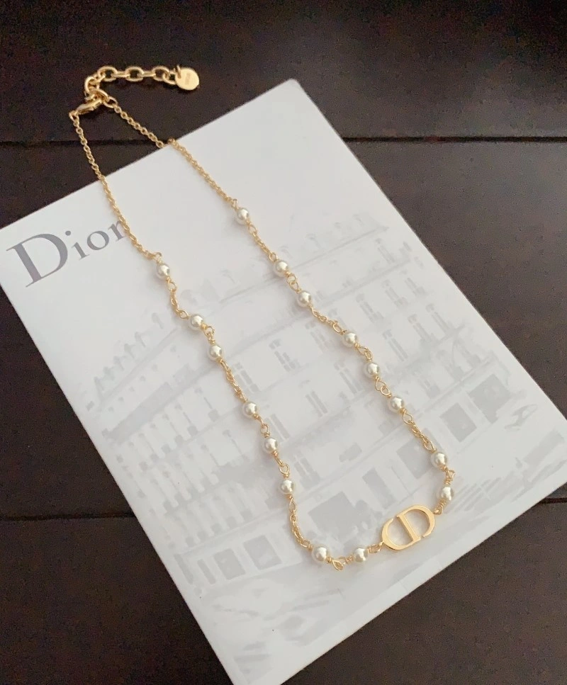 Practical Christian Dior Necklaces 232562
