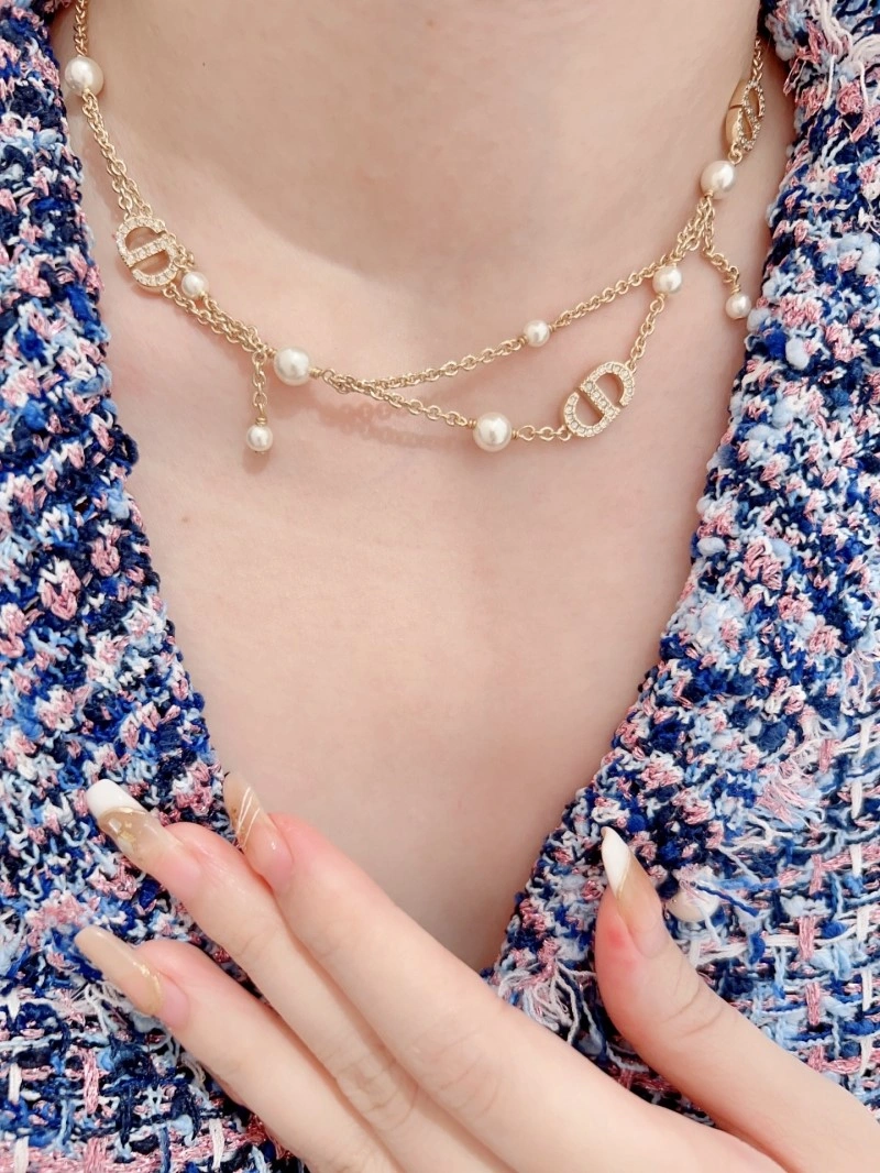 Reliable Christian Dior Necklaces 232564