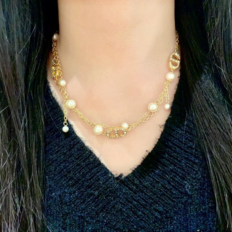 Versatile Christian Dior Necklaces 232553