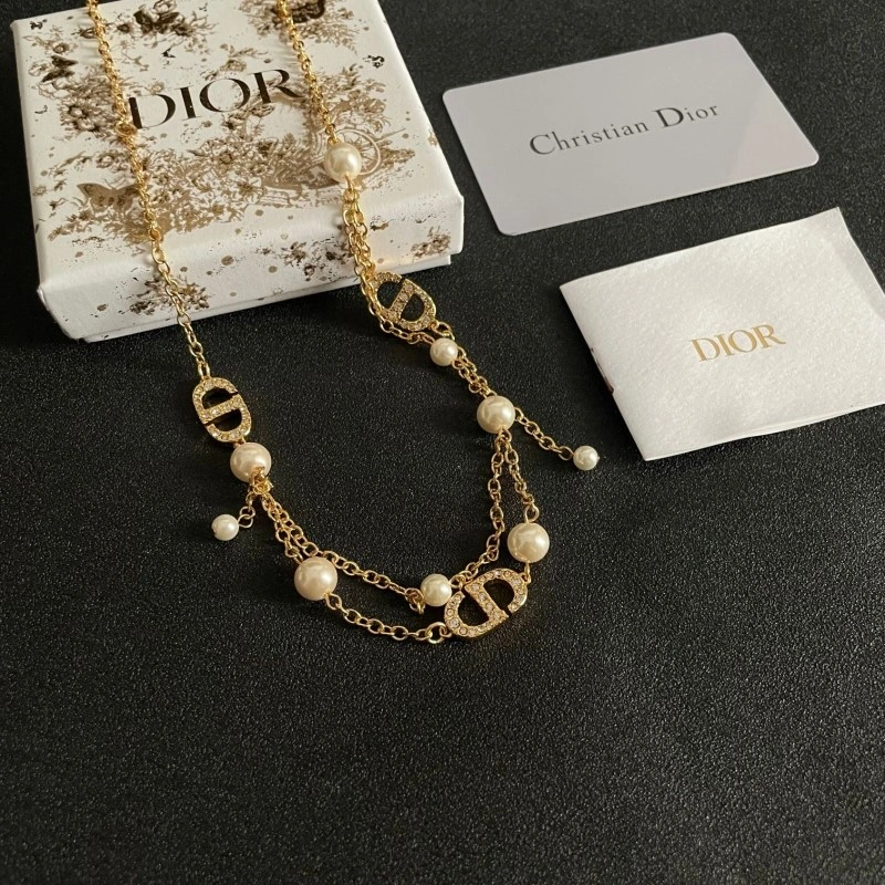Versatile Christian Dior Necklaces 232553