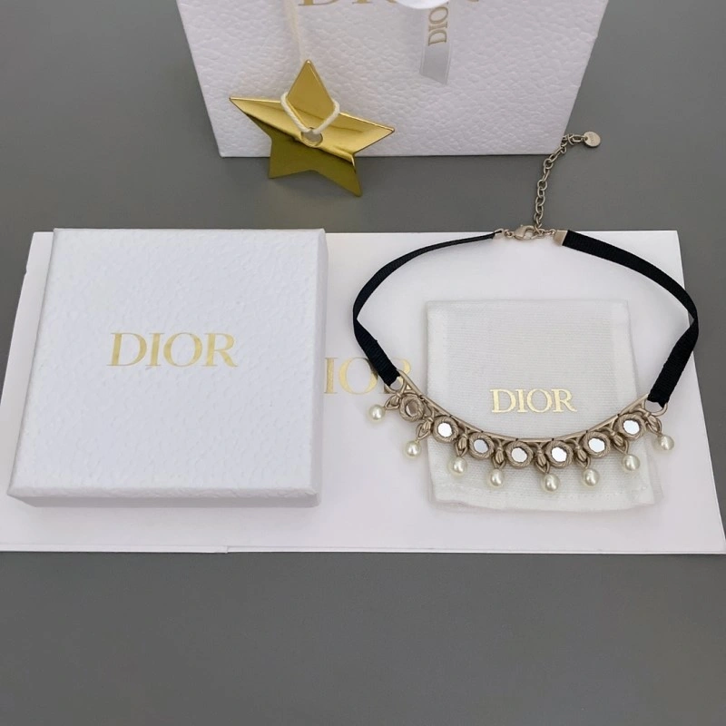 Modern Christian Dior Necklaces 232596