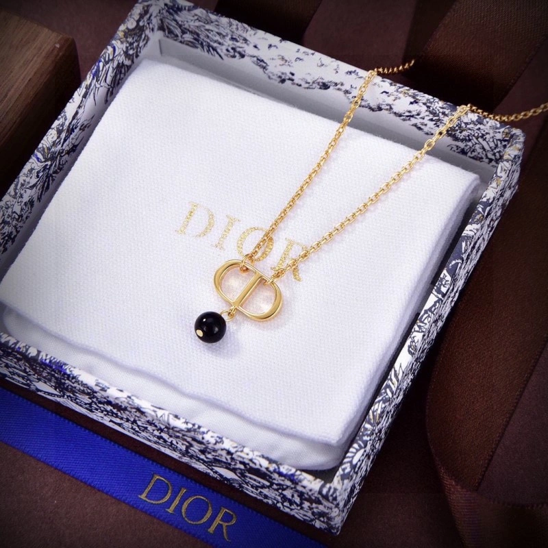 WrinkleFree Christian Dior Necklaces 232541