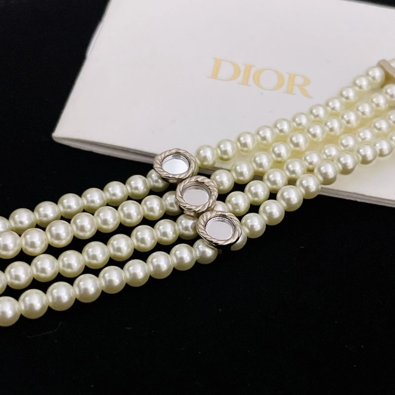 Bold Christian Dior Necklaces 232515