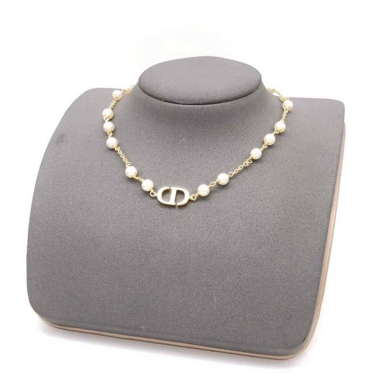 Elegant Christian Dior Necklaces 232552