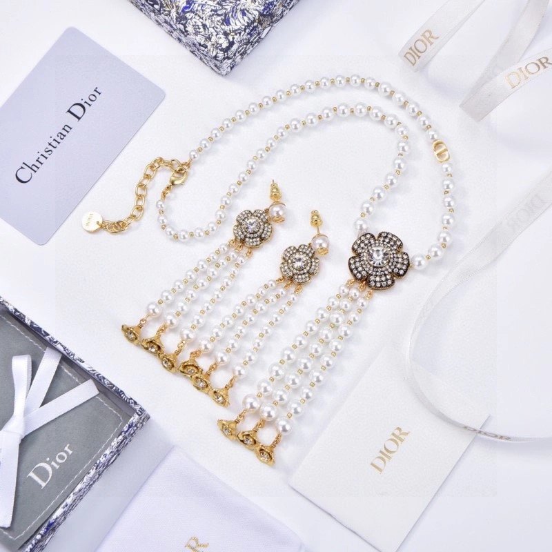Christian Dior Necklaces Flexible 232512