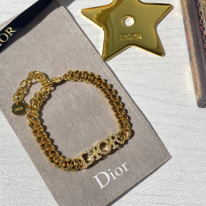 OdorResistant Christian Dior Necklaces 232510