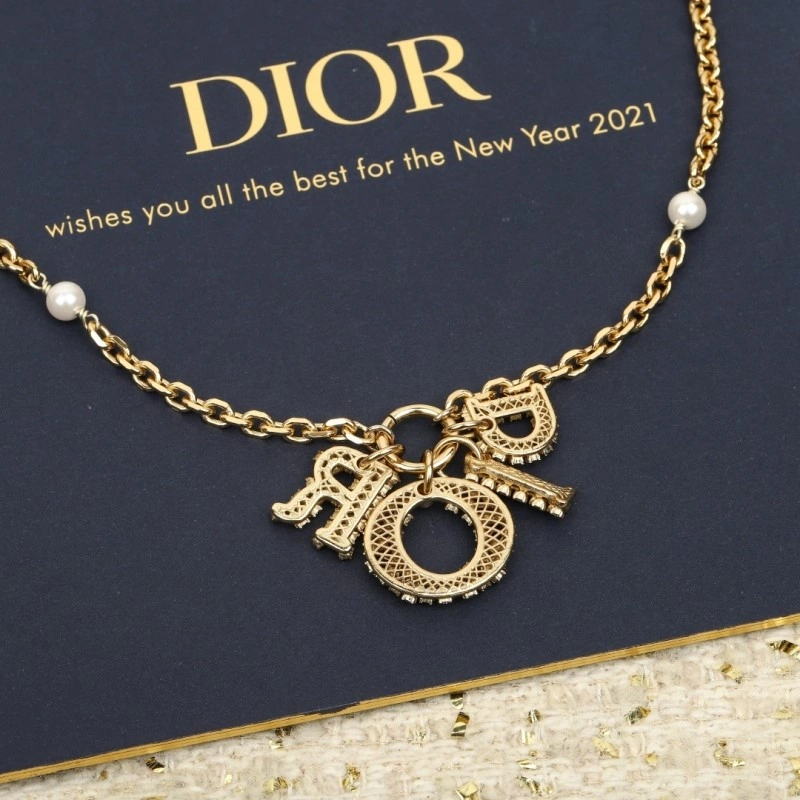 Lightweight Christian Dior Necklaces 232540