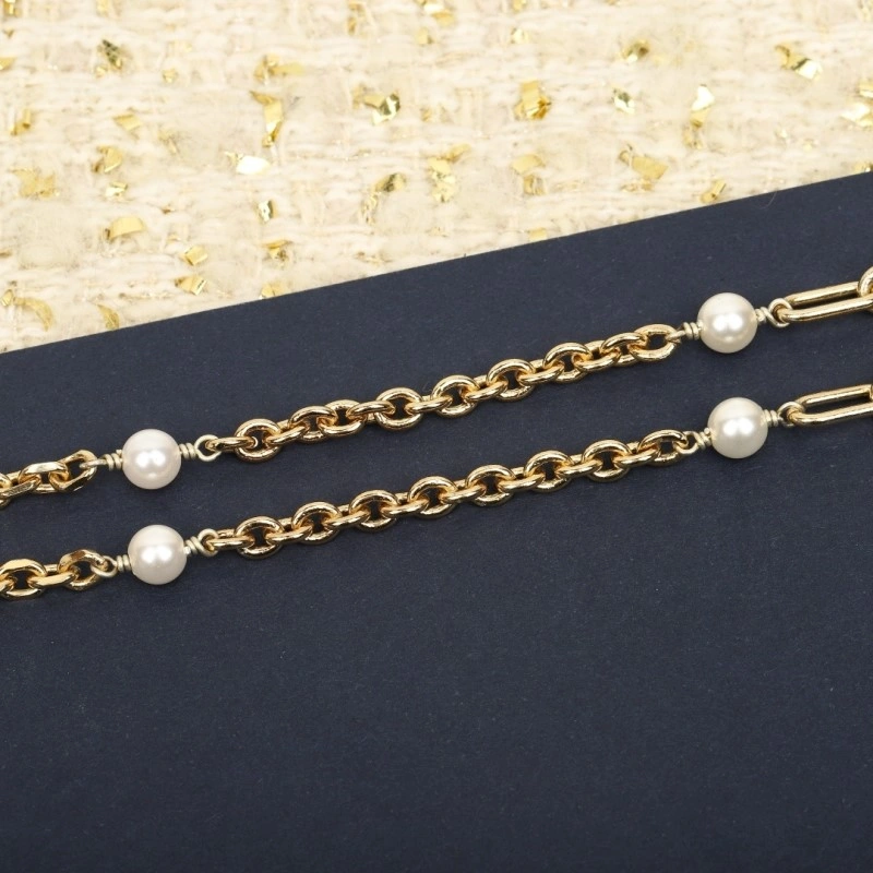 Lightweight Christian Dior Necklaces 232540