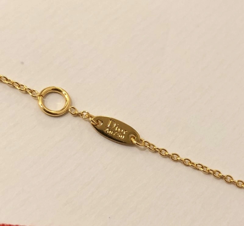 Minimalist Christian Dior Necklaces 232514