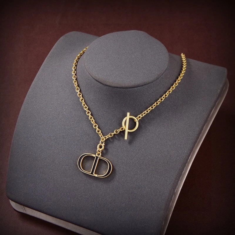 Christian Dior Necklaces Comfortable 232480