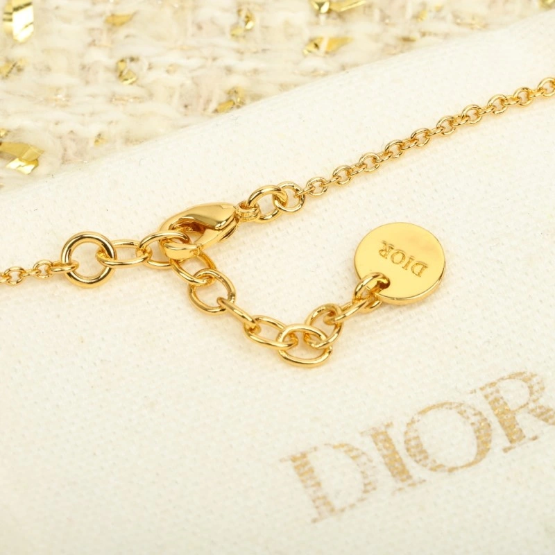 HighPerformance Christian Dior Necklaces 232495