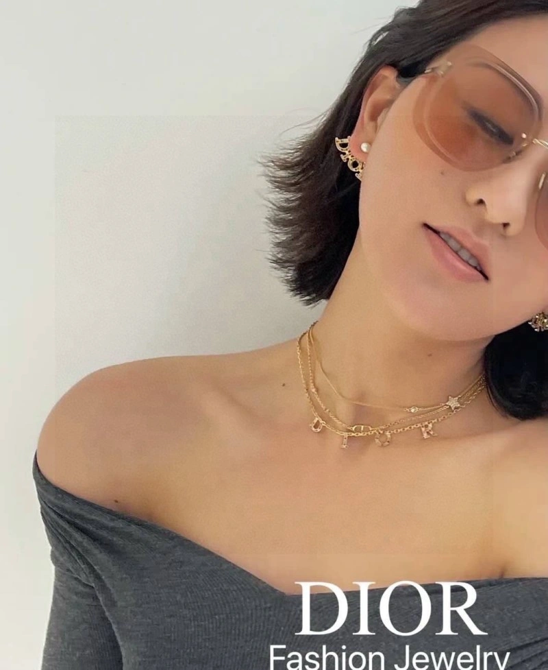 SmoothTexture Christian Dior Necklaces 232483