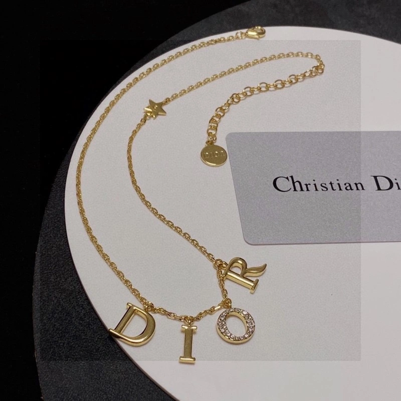 Minimalist Christian Dior Necklaces 232504