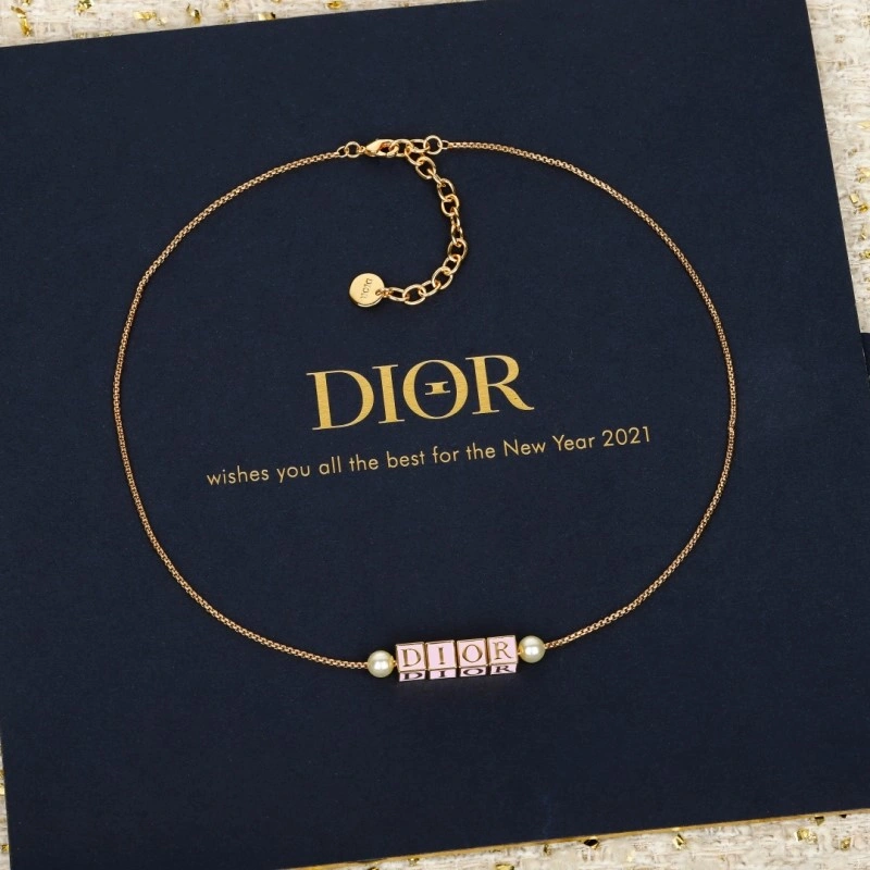 UrbanStyle Christian Dior Necklaces 232653