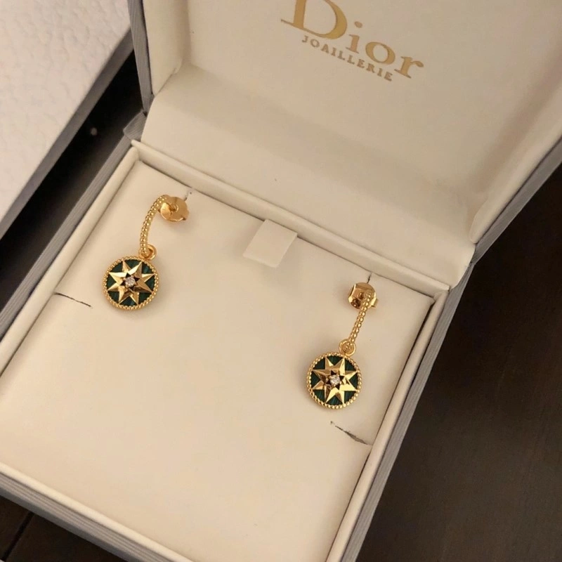 Sophisticated Christian Dior Necklaces 232462