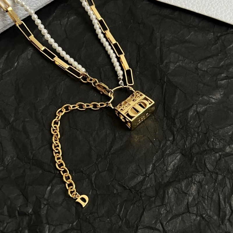 Christian Dior Necklaces Neat 232445