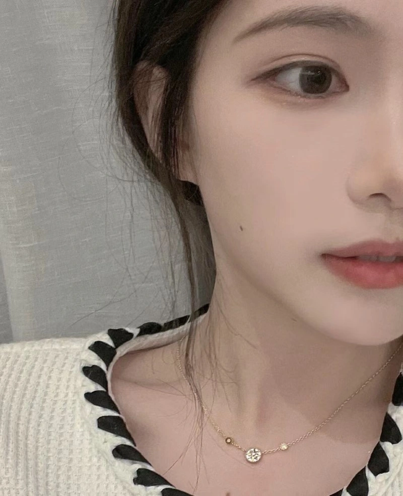 Christian Dior Necklaces Packable 232473