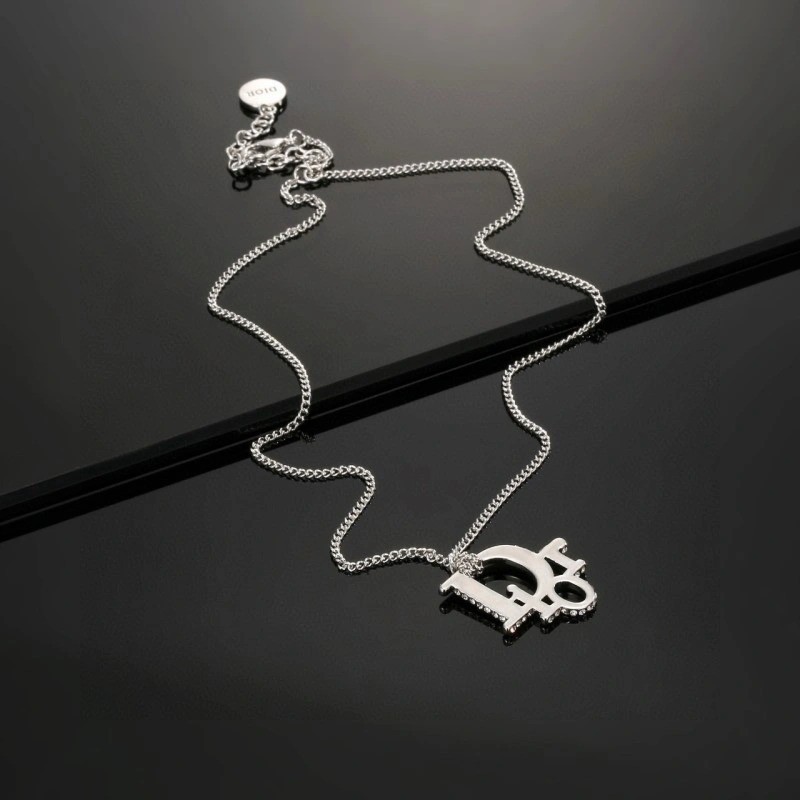 Christian Dior Necklaces Lightweight 232474