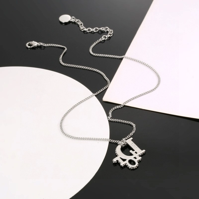 Christian Dior Necklaces Lightweight 232474