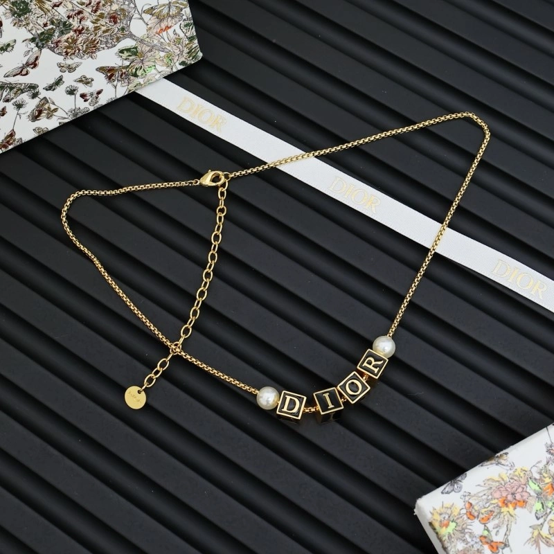 Christian Dior Necklaces WellDesigned 232440