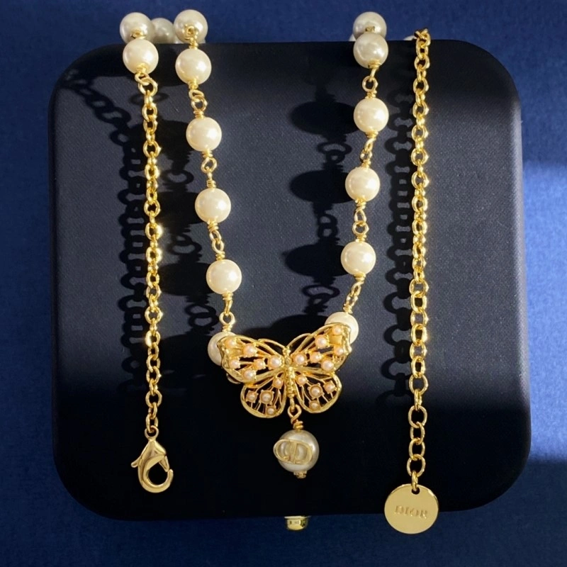 Modern Christian Dior Necklaces 232437