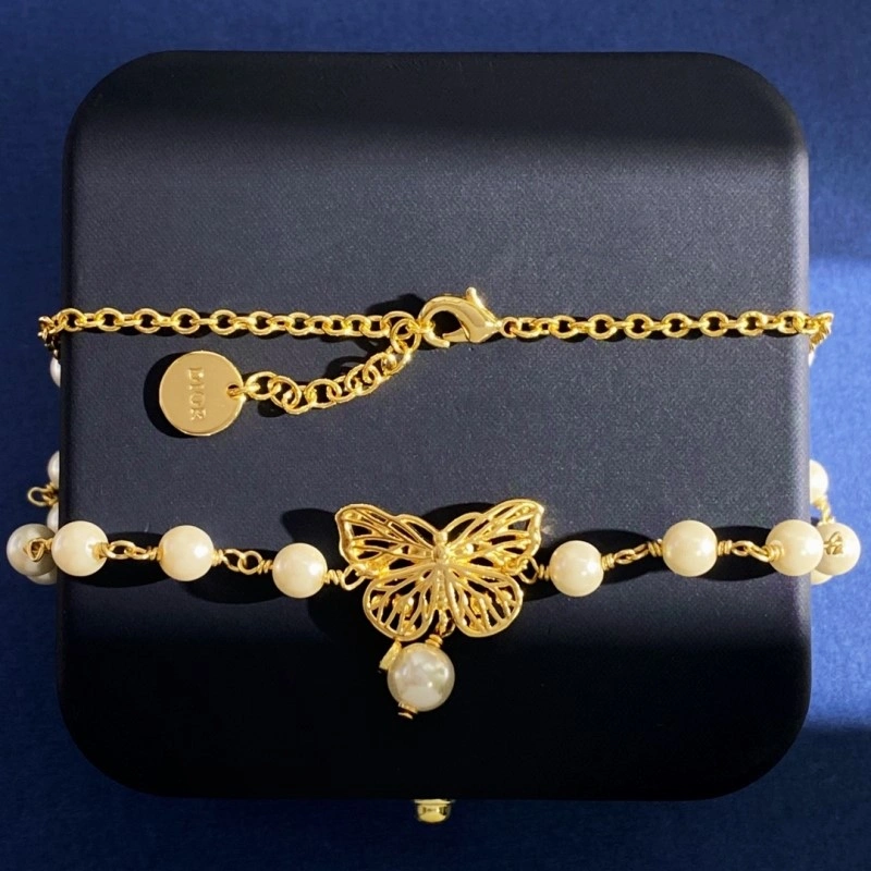 Modern Christian Dior Necklaces 232437