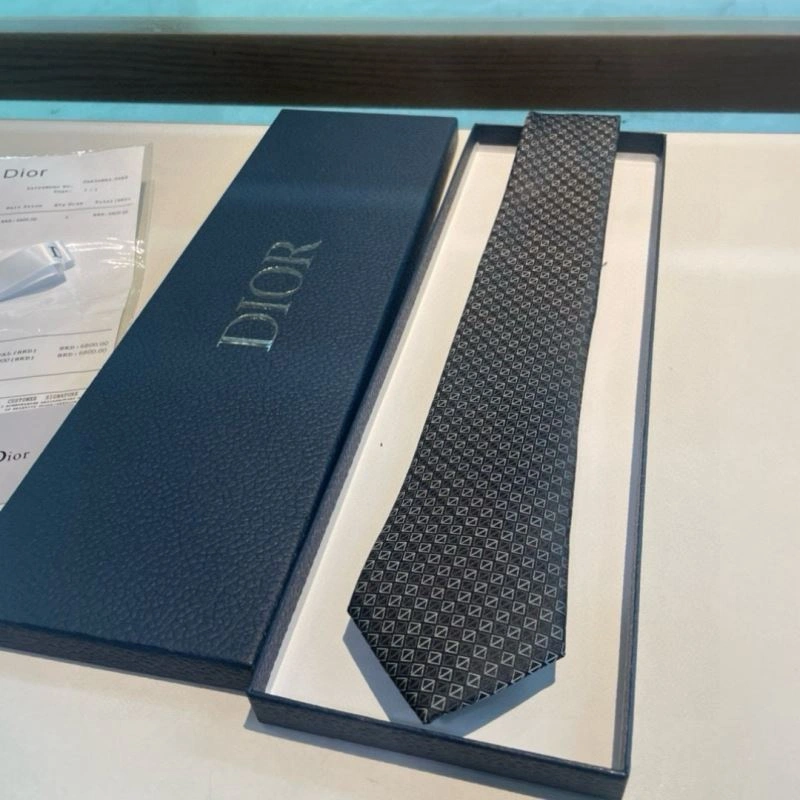 Elegant Christian Dior Neckties 268980