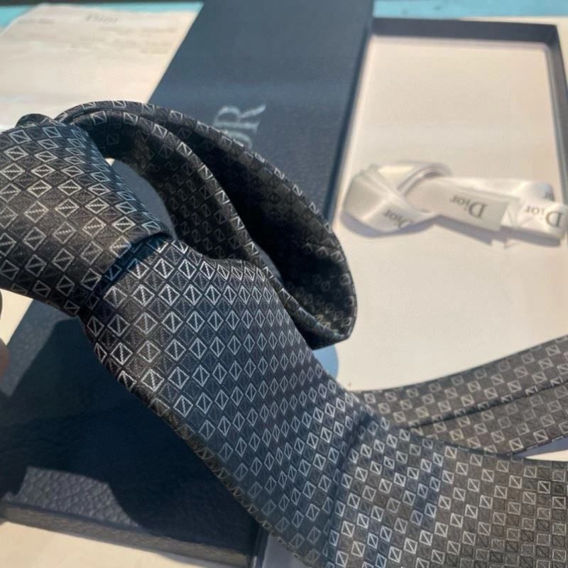 Elegant Christian Dior Neckties 268980