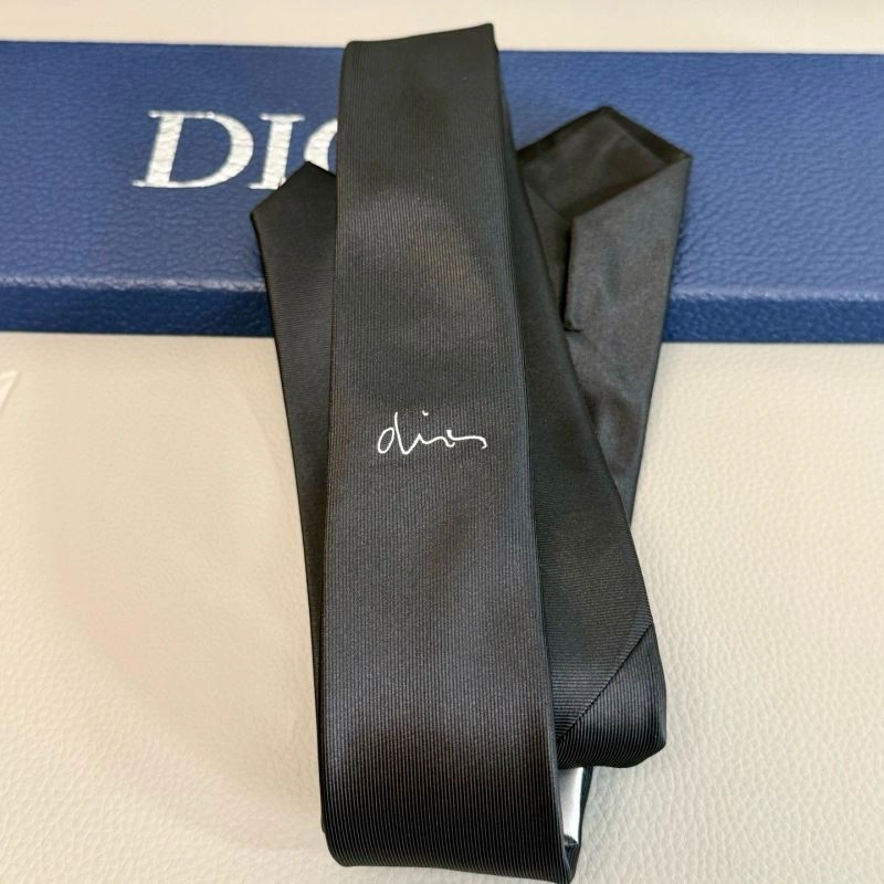 Sustainable Christian Dior Neckties 268972
