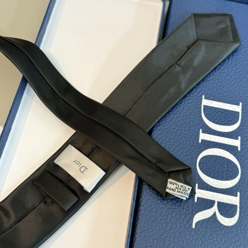 Sustainable Christian Dior Neckties 268972