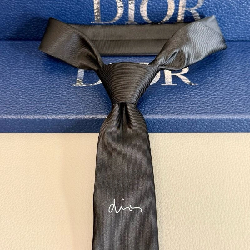 Sustainable Christian Dior Neckties 268972